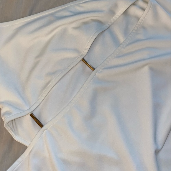 h:ours Blanche Dress in Ivory (D1) - Picture 4 of 7